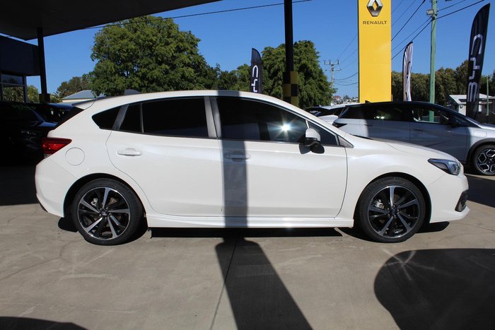 2023 Subaru Impreza 2.0i-S