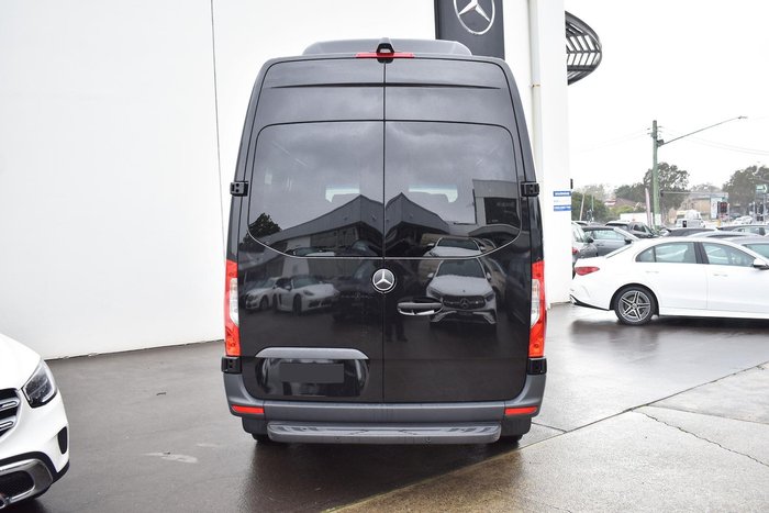 2024 Mercedes-Benz Sprinter 415 Transfer VS30 Jet Black