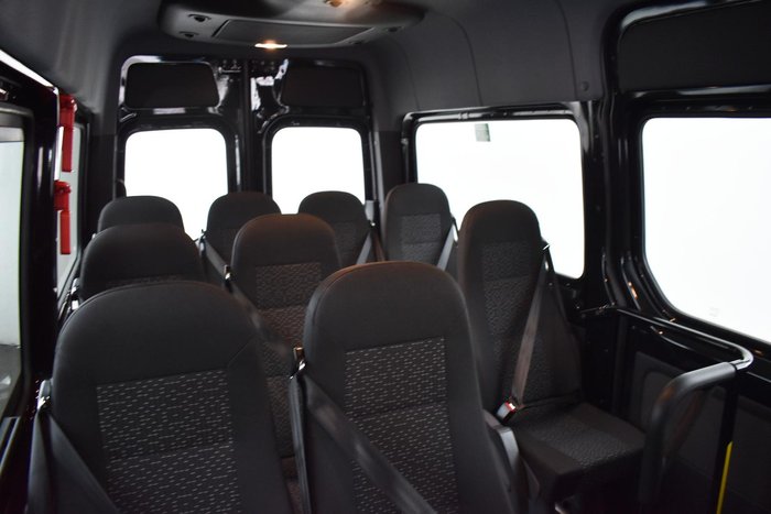 2024 Mercedes-Benz Sprinter 415 Transfer VS30 Jet Black