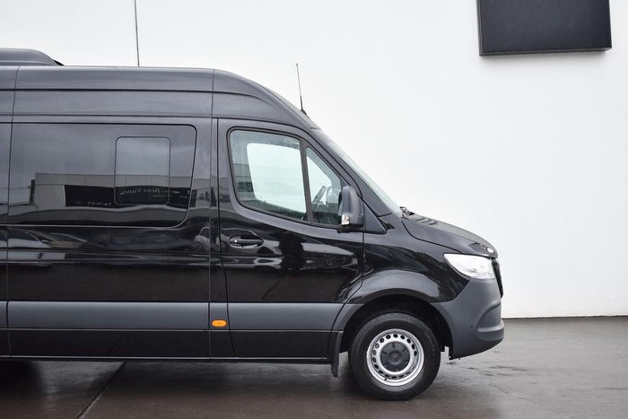2024 Mercedes-Benz Sprinter 415 Transfer VS30 Jet Black