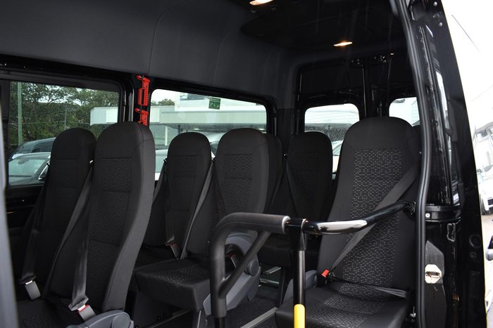 2024 Mercedes-Benz Sprinter 415 Transfer VS30 Jet Black