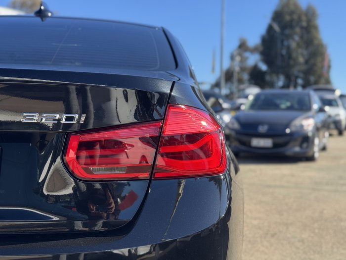 2016 BMW 3 Series 320i Sport Line