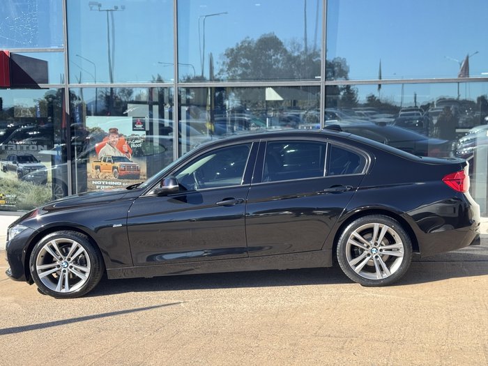 2016 BMW 3 Series 320i Sport Line