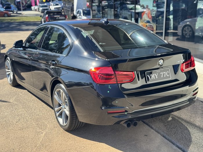 2016 BMW 3 Series 320i Sport Line