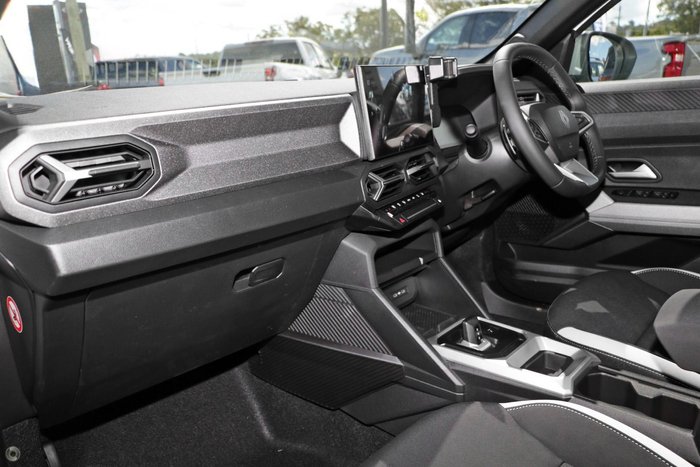 2025 Renault Duster Techno