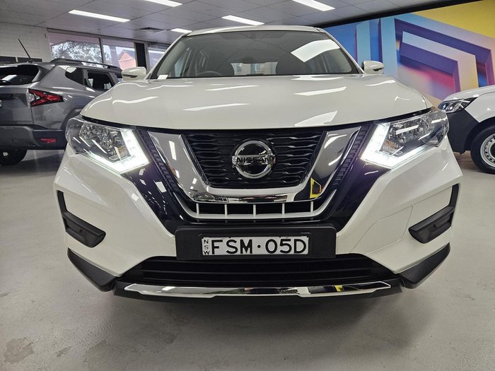 2022 Nissan X-TRAIL ST