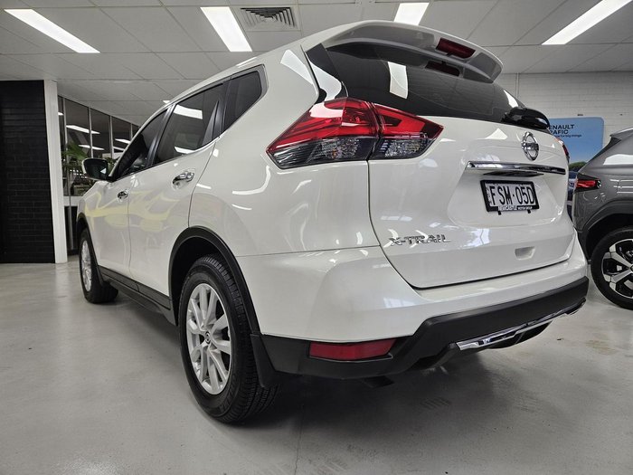 2022 Nissan X-TRAIL ST