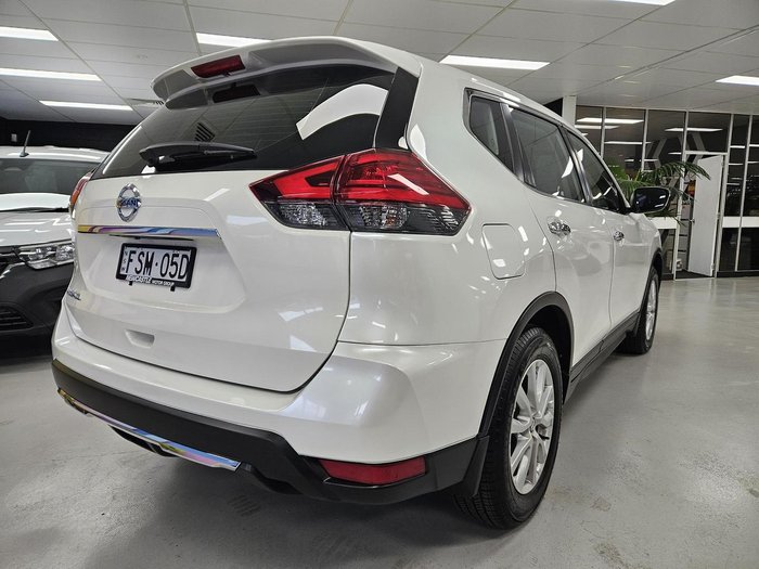 2022 Nissan X-TRAIL ST