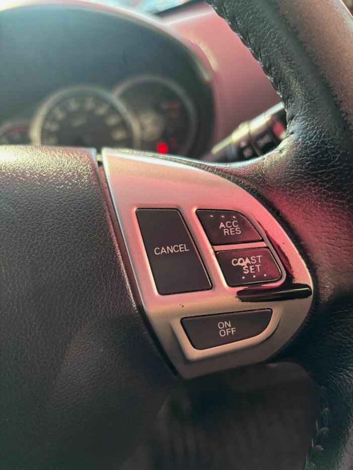 2015 Mitsubishi Triton GLX-R