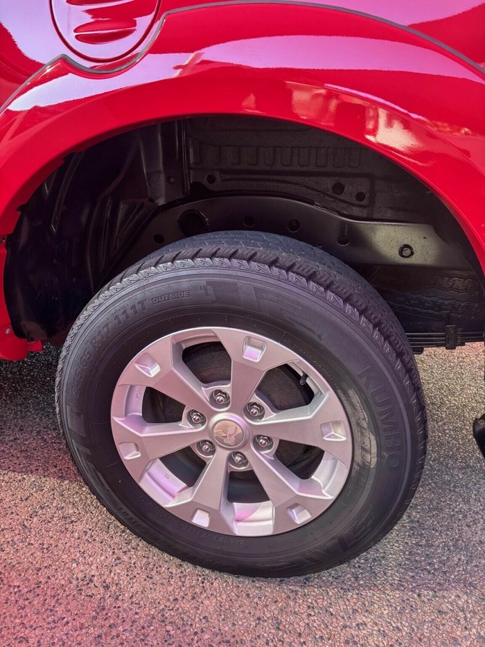 2015 Mitsubishi Triton GLX-R