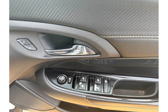 2016 Holden Commodore SV6