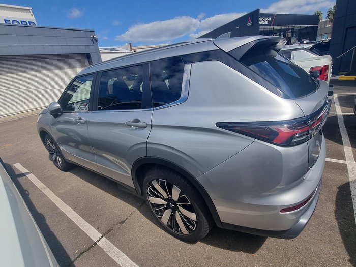 2025 Mitsubishi Outlander