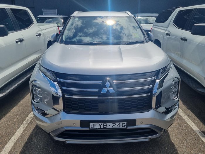 2025 Mitsubishi Outlander