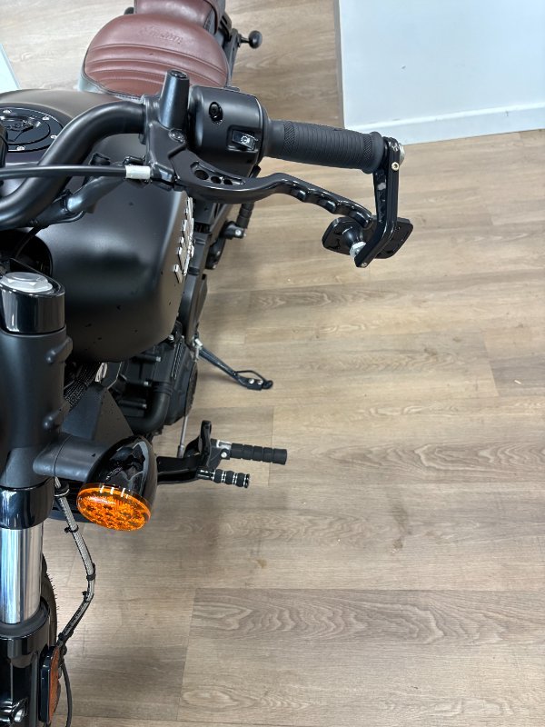 2023 Indian SCOUT BOBBER BLACK