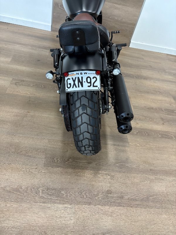 2023 Indian SCOUT BOBBER BLACK