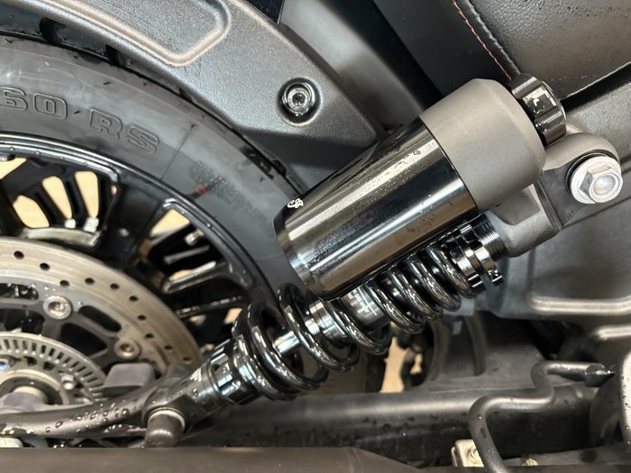 2023 Indian SCOUT BOBBER BLACK
