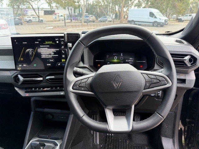 2025 Renault Duster Techno