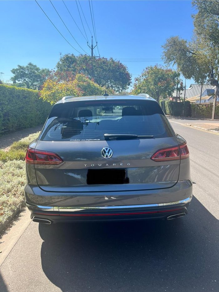 2019 Volkswagen Touareg 190TDI Premium CR MY20 Four Wheel Drive Silicone Grey