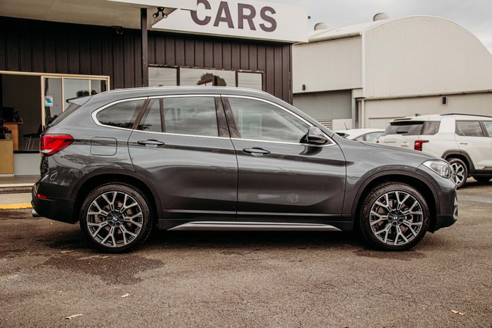 2021 BMW X1 sDrive20i