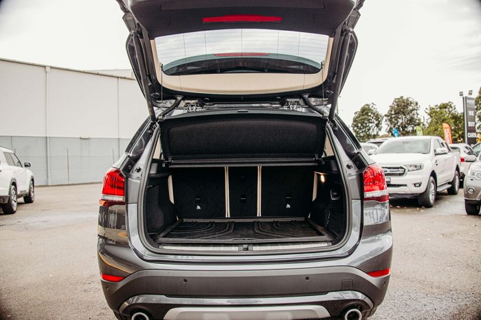 2021 BMW X1 sDrive20i