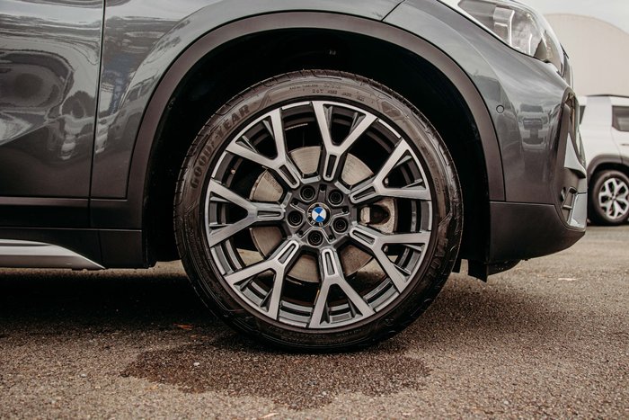 2021 BMW X1 sDrive20i