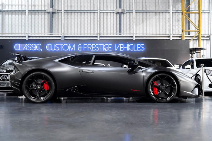 2018 Lamborghini Huracan Performante