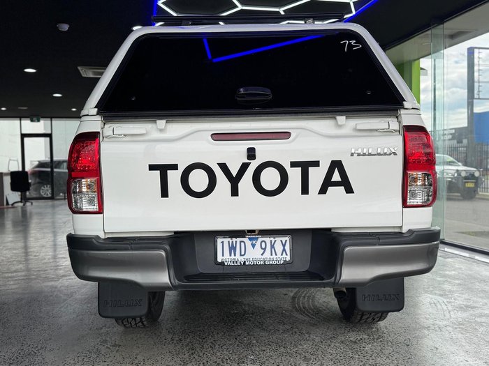 2022 Toyota Hilux SR