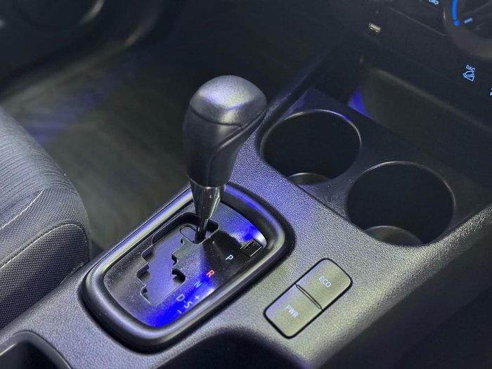 2022 Toyota Hilux SR