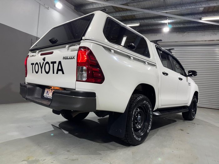 2022 Toyota Hilux SR