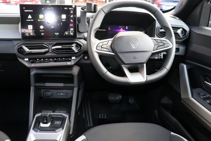 2025 Renault Duster Techno