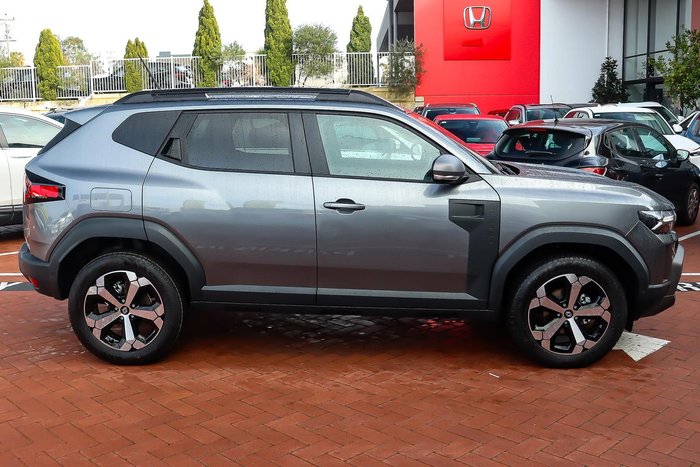 2025 Renault Duster Techno