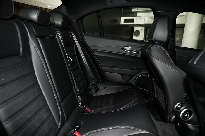 2022 Alfa Romeo Giulia Quadrifoglio