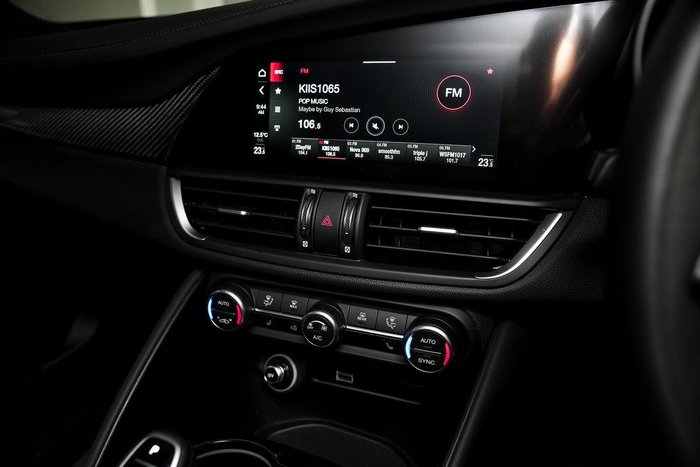 2022 Alfa Romeo Giulia Quadrifoglio