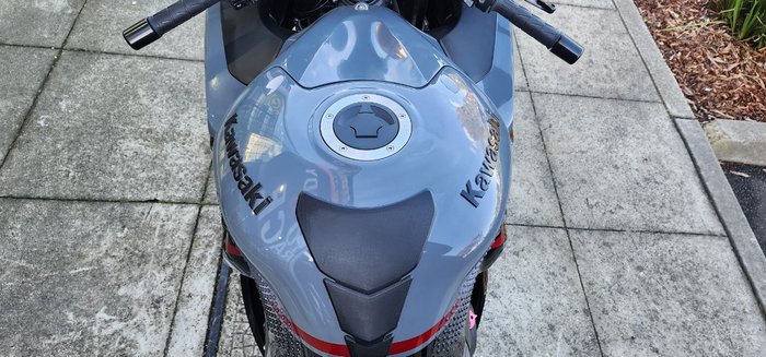 2022 Kawasaki NINJA ZX-14R ABS (OHLINS) GREY
