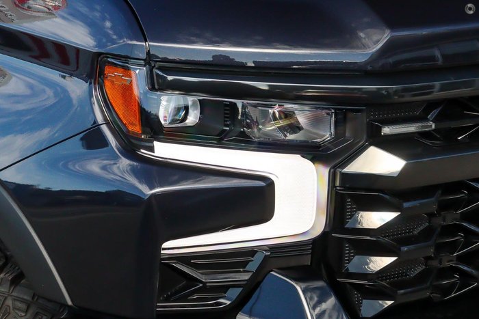 2025 Chevrolet Silverado 1500 ZR2 W/Tech Pack T1 MY24 4X4 Black