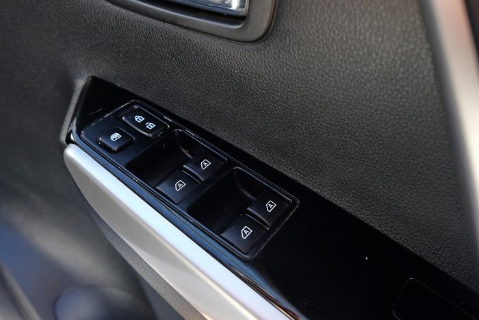 2021 Mitsubishi Pajero Sport GLS