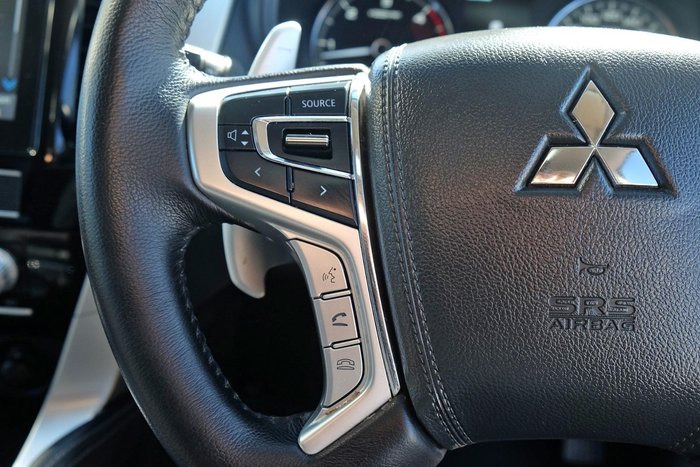 2021 Mitsubishi Pajero Sport GLS