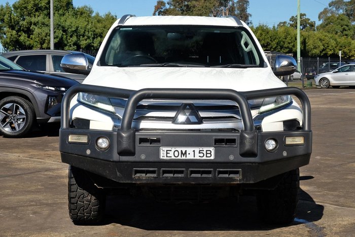 2021 Mitsubishi Pajero Sport GLS