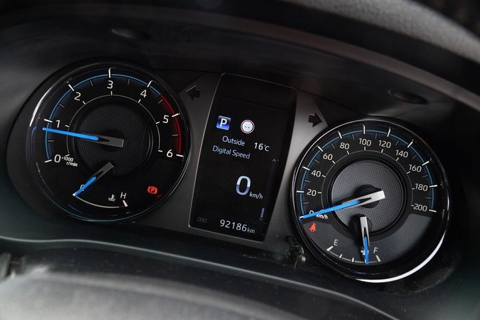 2021 Toyota Hilux Rugged X