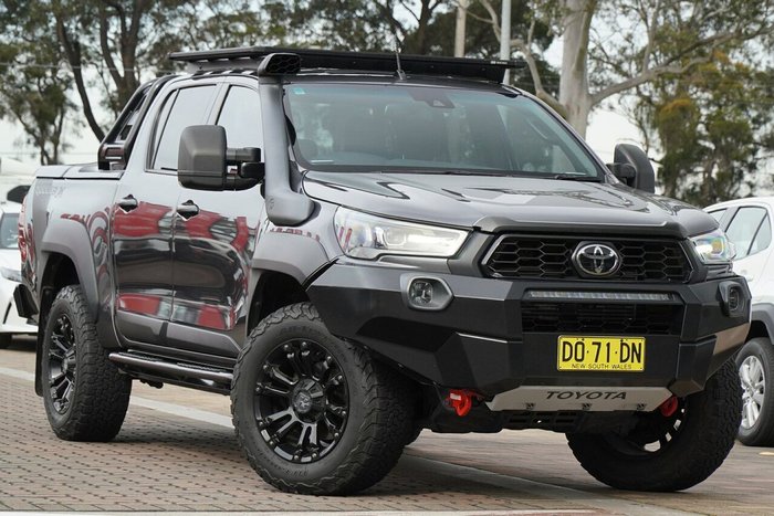 2021 Toyota Hilux Rugged X