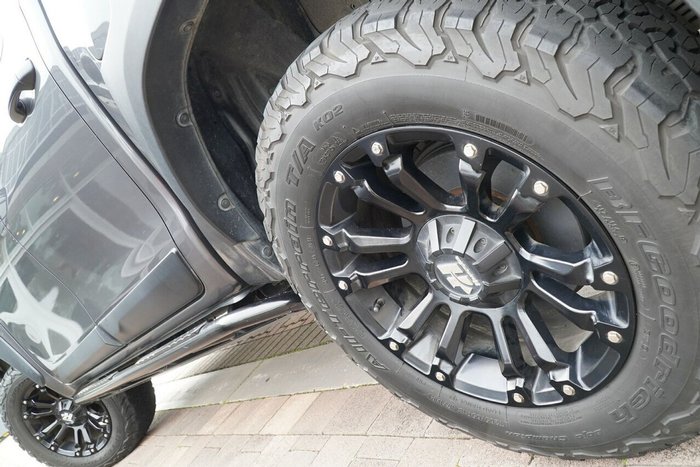 2021 Toyota Hilux Rugged X