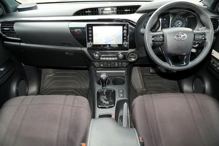 2021 Toyota Hilux Rugged X