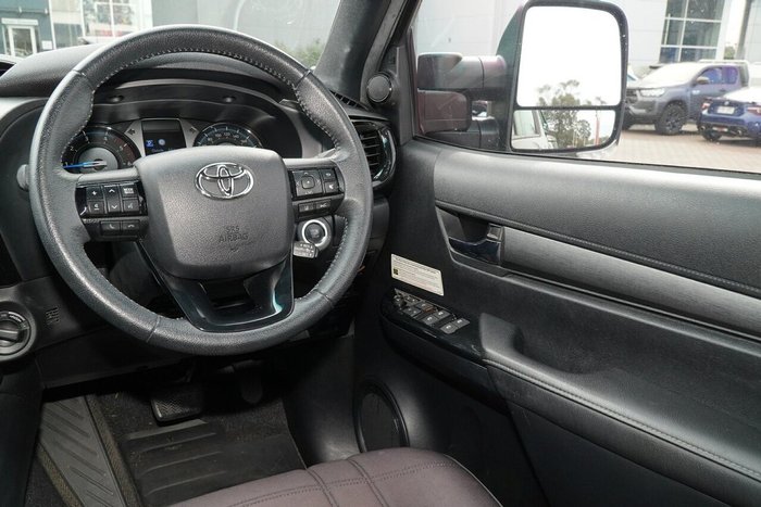 2021 Toyota Hilux Rugged X