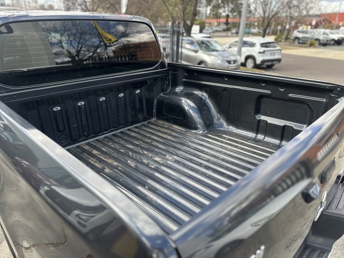 2022 Mitsubishi Triton GLX+