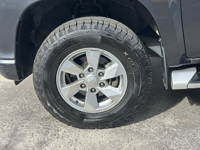 2022 Mitsubishi Triton GLX+
