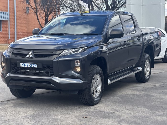 2022 Mitsubishi Triton GLX+