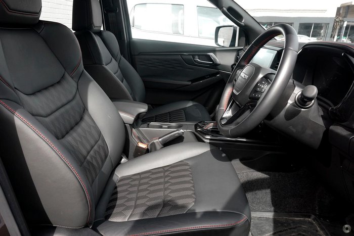 2025 Isuzu D-MAX X-TERRAIN