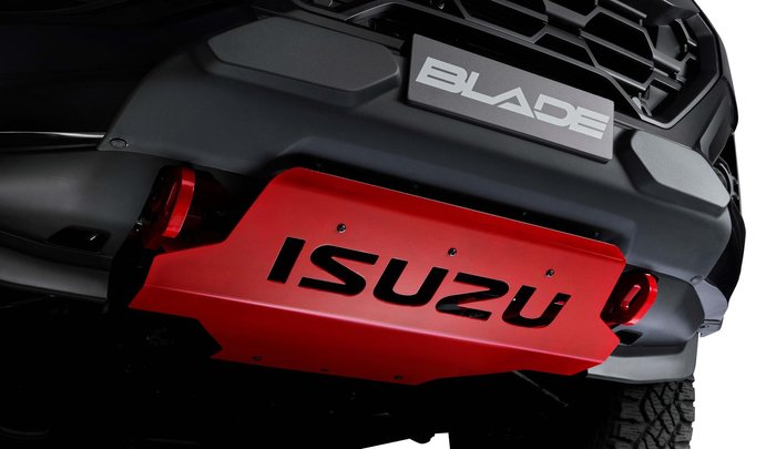 2025 Isuzu D-MAX BLADE