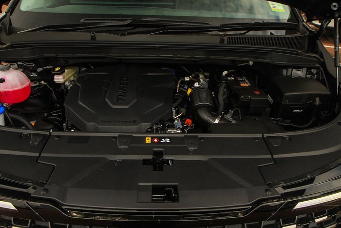 2025 Kia Carnival Sport