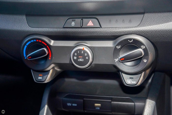 2025 Kia Stonic S
